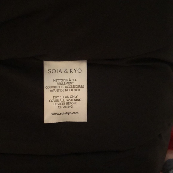 Extra Small black winter down coat by SOIA & KYO - Picture 6 of 11